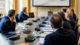 Macron convoque renseignement et ministres pour un « compte‑rendu » des violences du 17 octobre