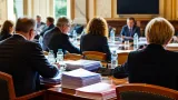 Le Sénat examine le projet de loi « casseurs‑payeurs », présenté comme dissuasif et réparateur